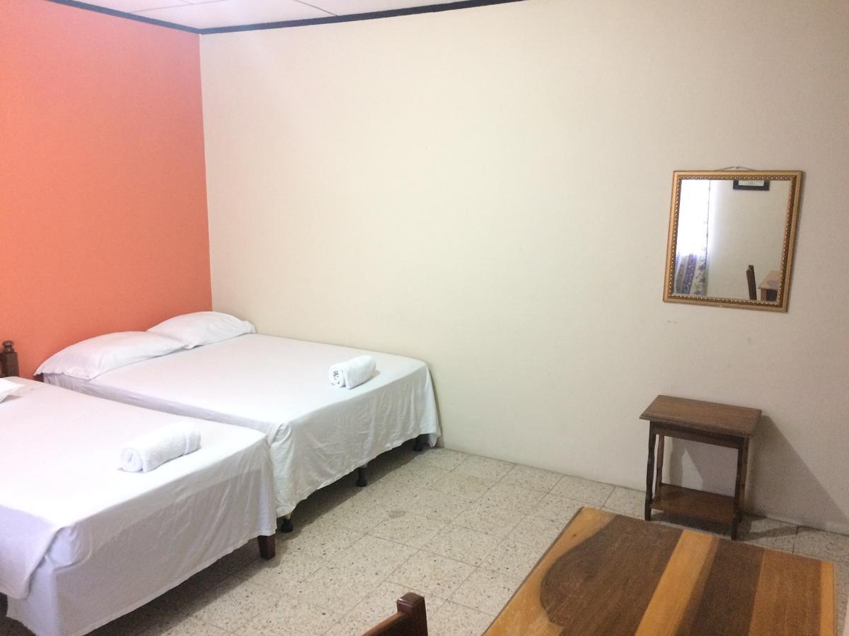 Hotel Casa Marina La Ceiba Luaran gambar