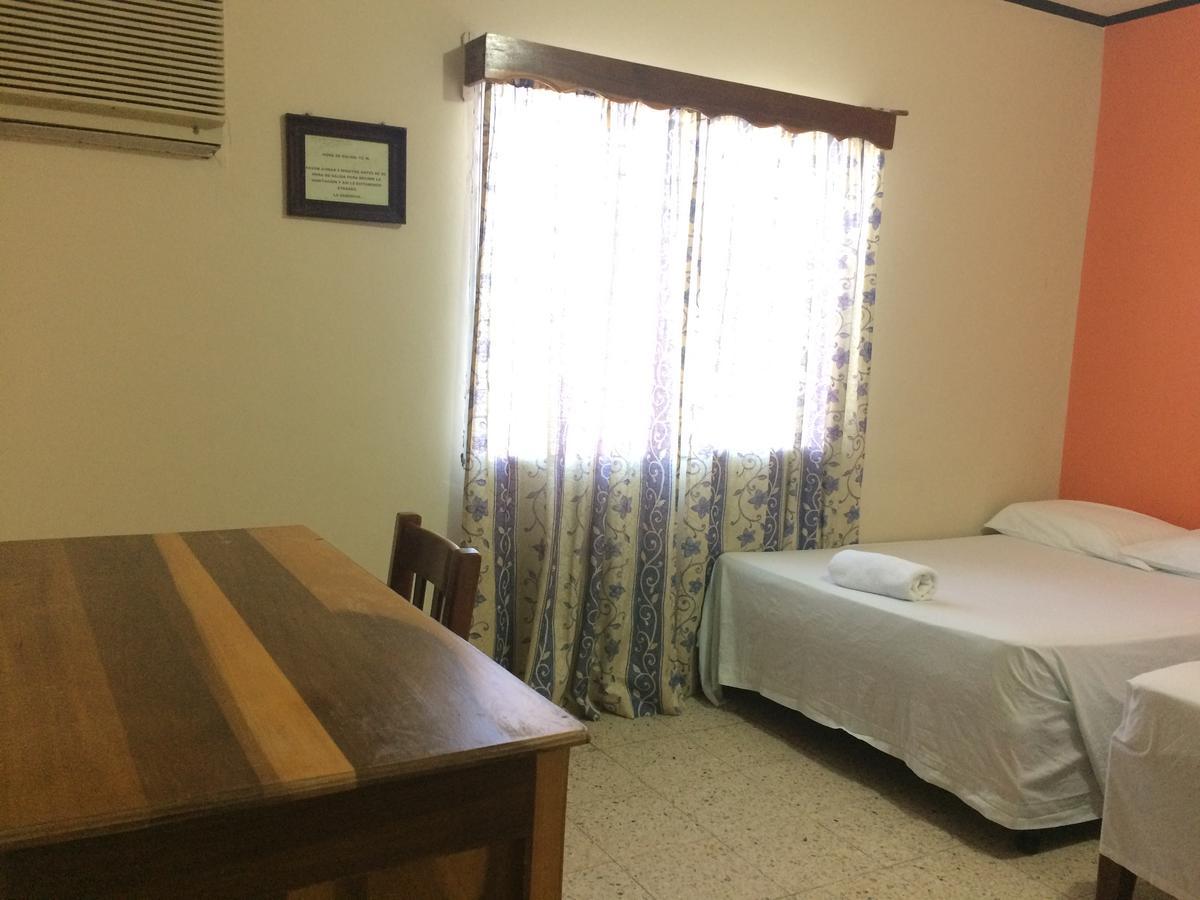 Hotel Casa Marina La Ceiba Luaran gambar
